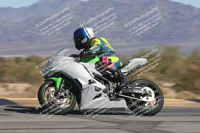 media/Oct-30-2025-Racers Edge (Thu) [[dabbdaf680]]/3-B Group/Session 4 (Turn 9 Side)/